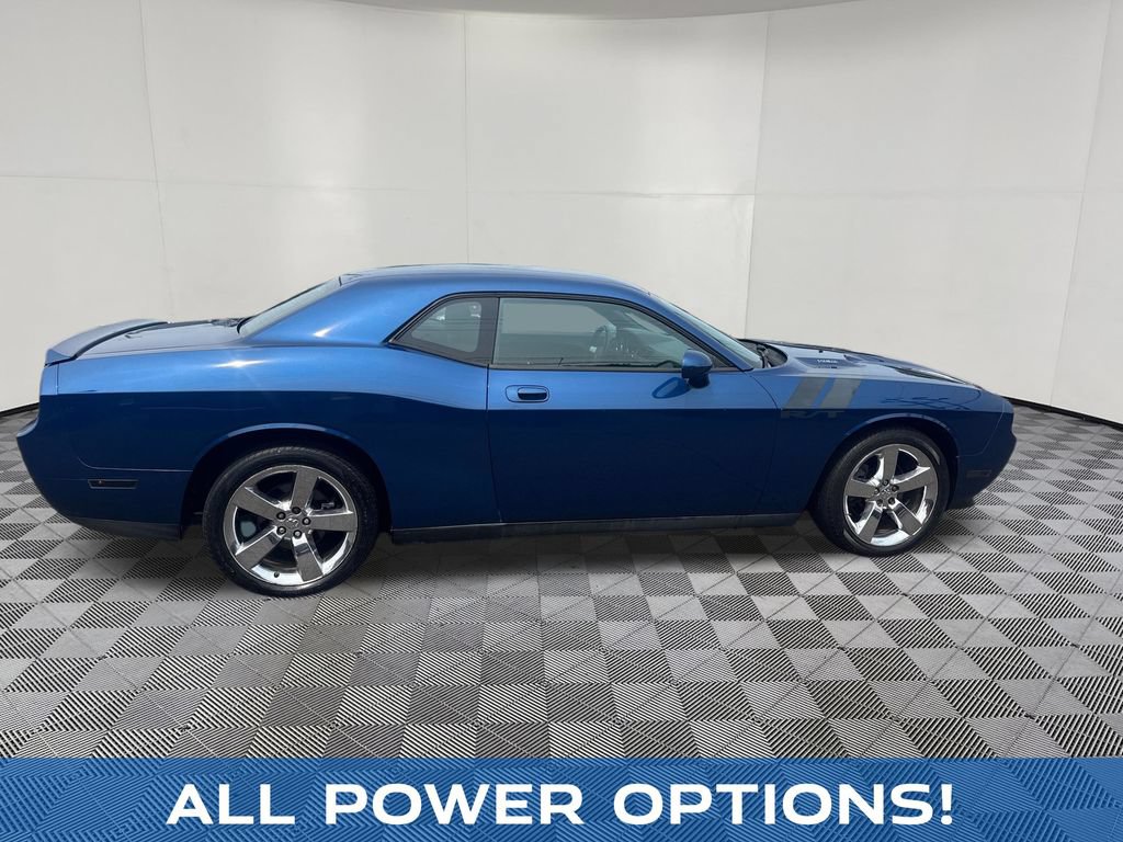 Used 2009 Dodge Challenger R/T RWD image 6