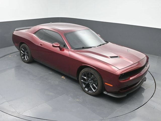 Used 2022 Dodge Challenger SXT RWD image 33