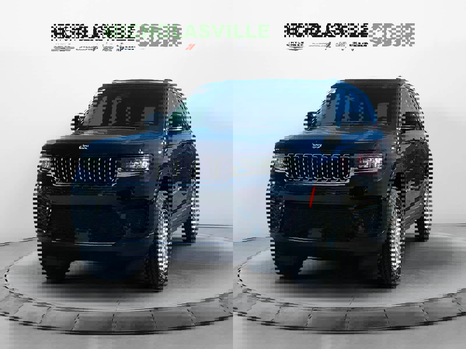 New 2025 Jeep Grand Cherokee Laredo w/ Luxury Tech Group I image 1