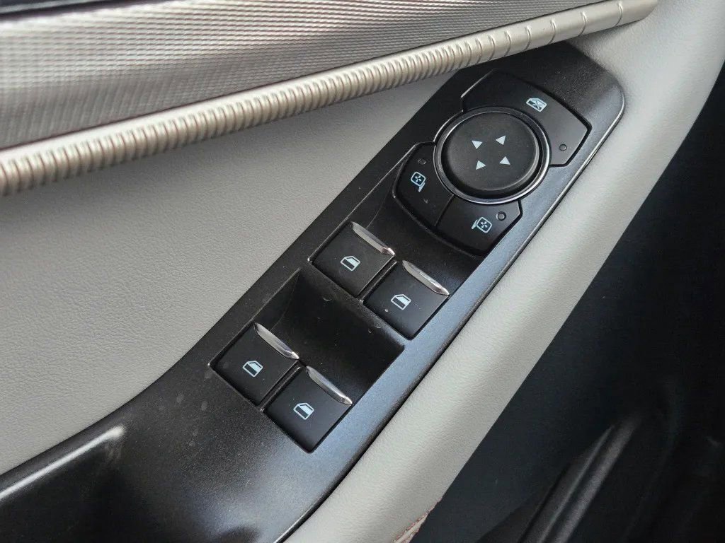 New 2026 Ford Explorer Active w/ Active Comfort Package image 13