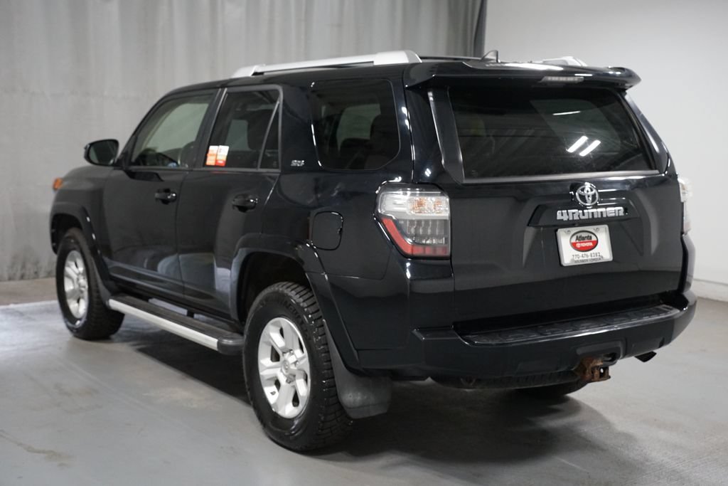 Certified 2017 Toyota 4Runner SR5 AWD/4WD image 6