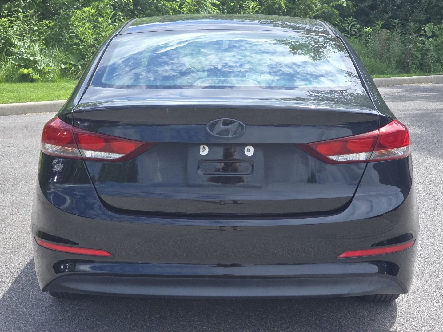 Used 2018 Hyundai Elantra SE FWD image 11