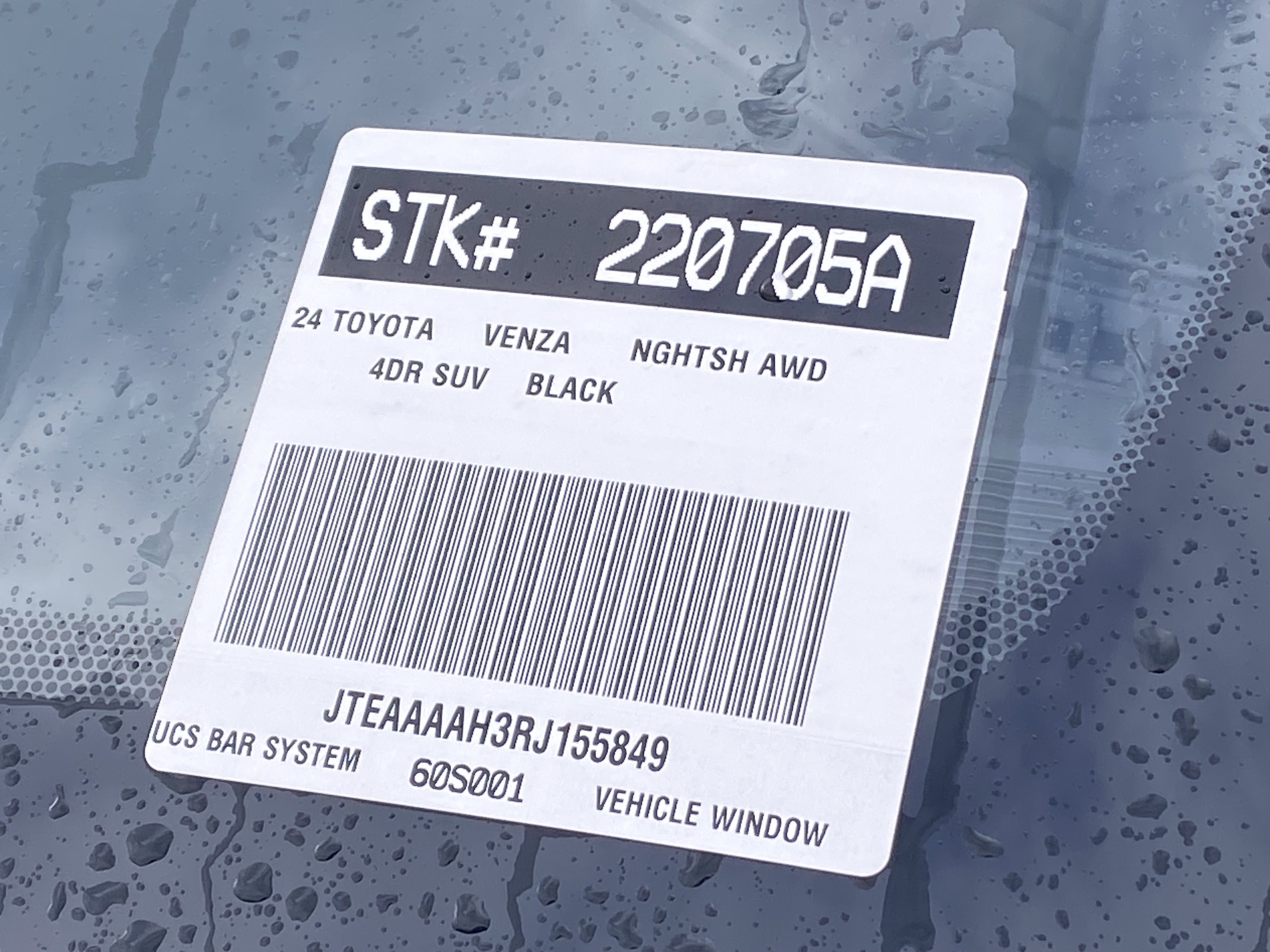 Certified 2024 Toyota Venza Nightshade image 33