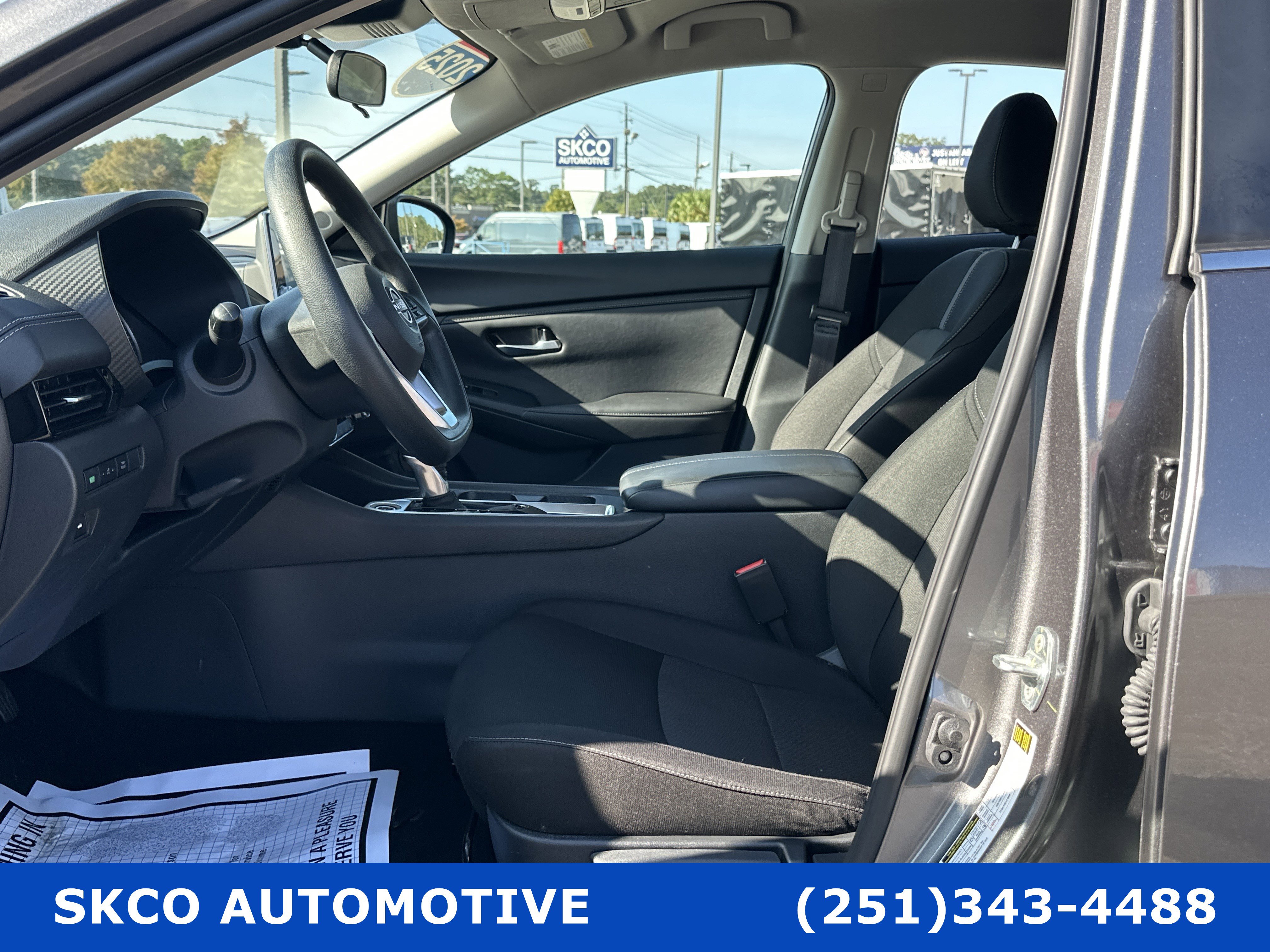 Used 2025 Nissan Sentra SV image 11