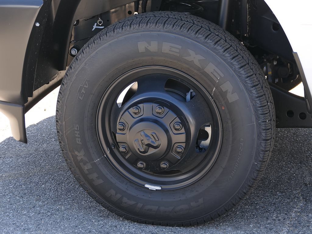 New 2026 RAM 3500 Tradesman AWD/4WD image 13