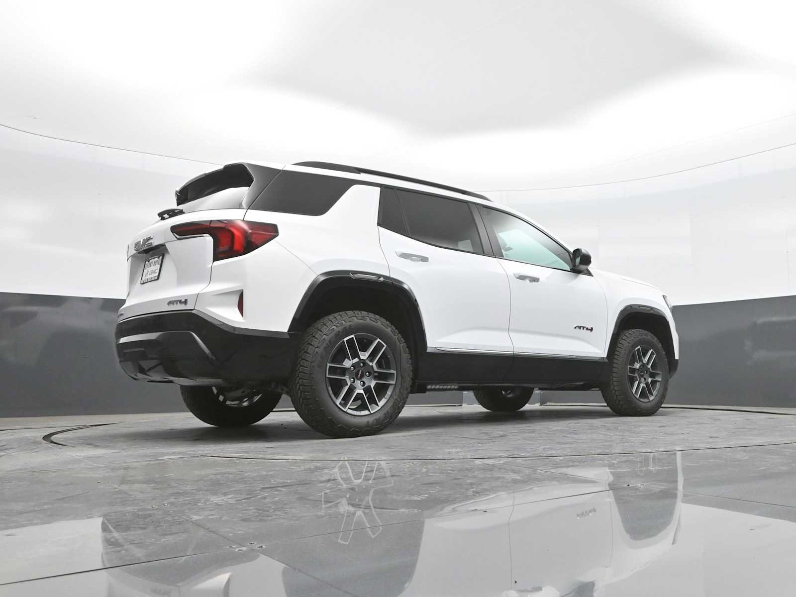 New 2026 GMC Terrain AT4 AWD/4WD image 40