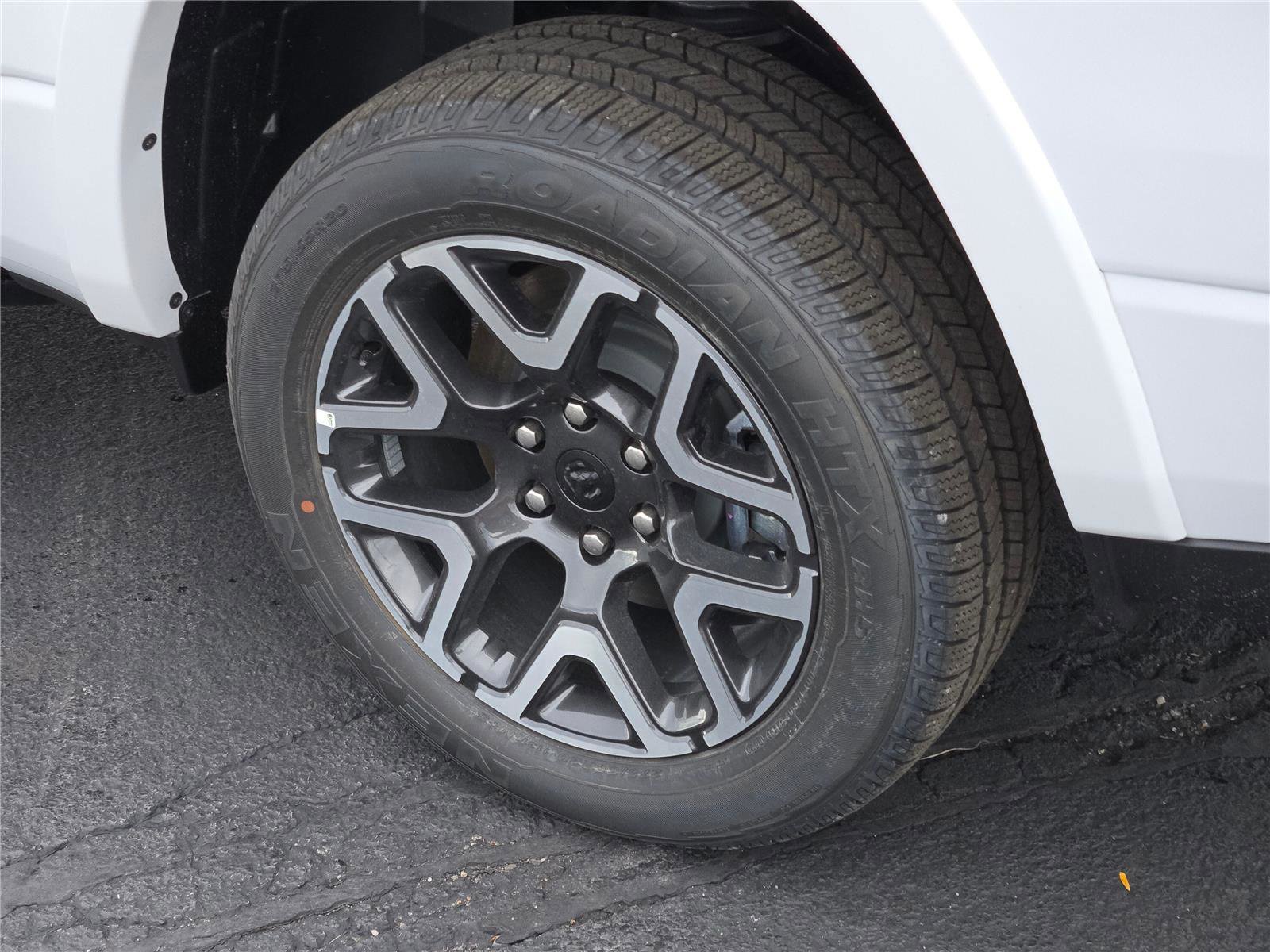 New 2026 RAM 1500 Laramie image 18