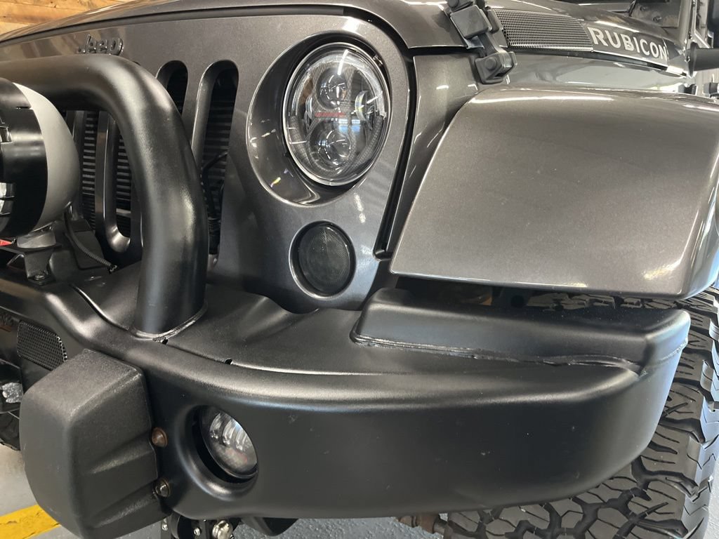 Used 2016 Jeep Wrangler Unlimited Rubicon w/ Connectivity Group AWD/4WD image 66