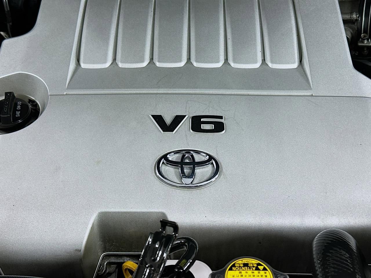 Used 2012 Toyota Highlander Limited w/ Tow Pkg AWD/4WD image 46