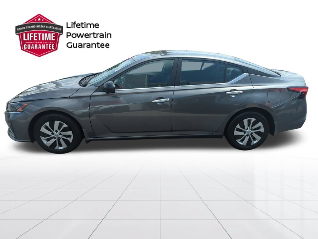 Certified 2025 Nissan Altima 2.5 S FWD image 6