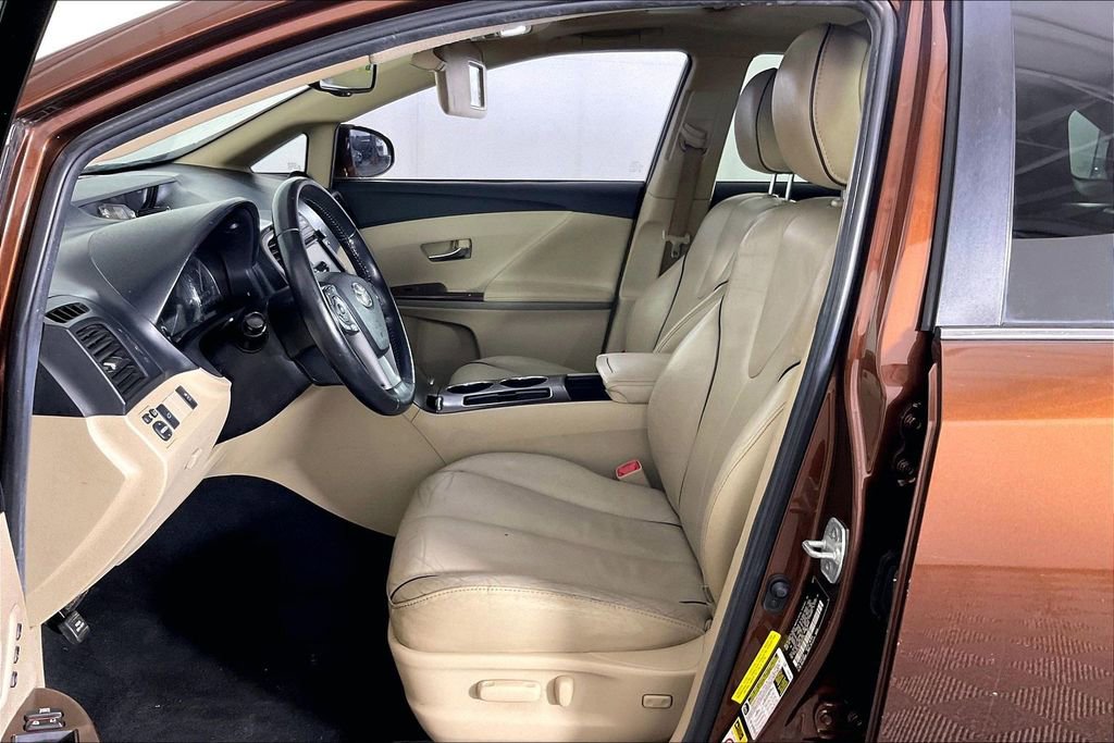 Used 2014 Toyota Venza XLE w/ XLE Premium Package image 36