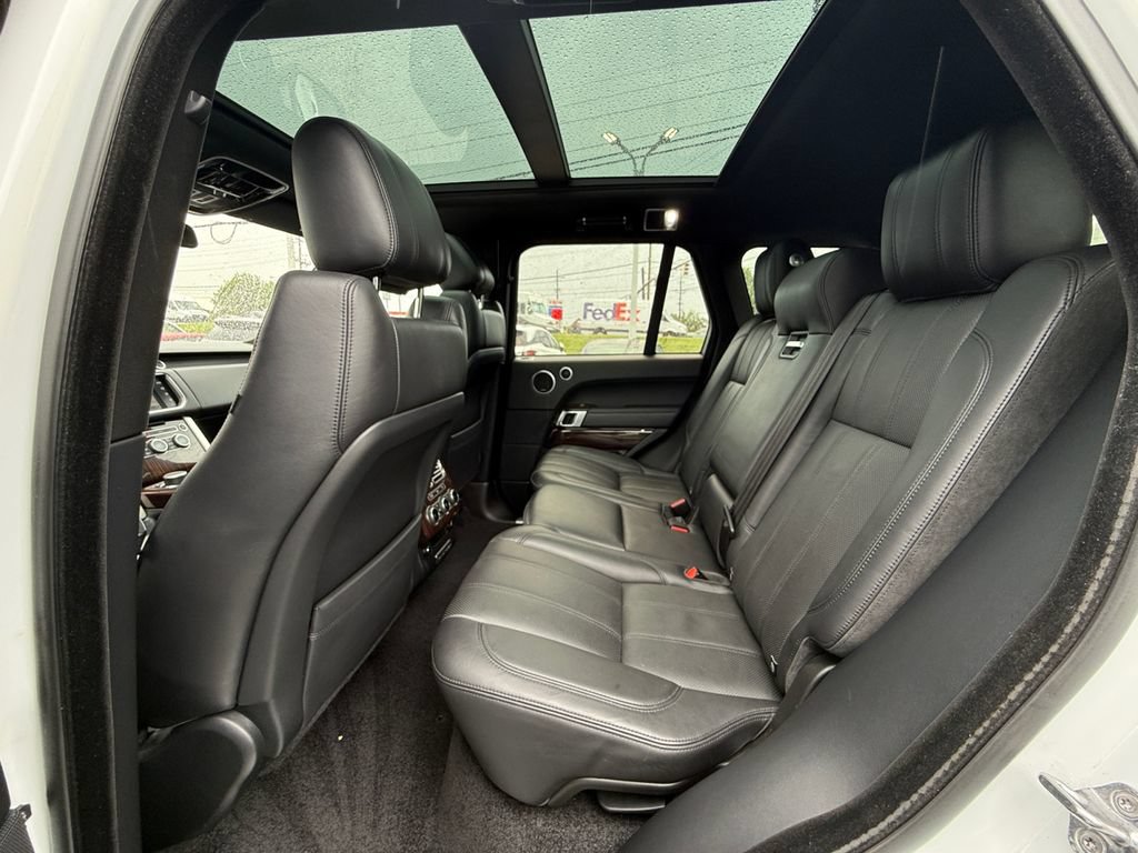 Used 2016 Land Rover Range Rover HSE AWD/4WD image 23