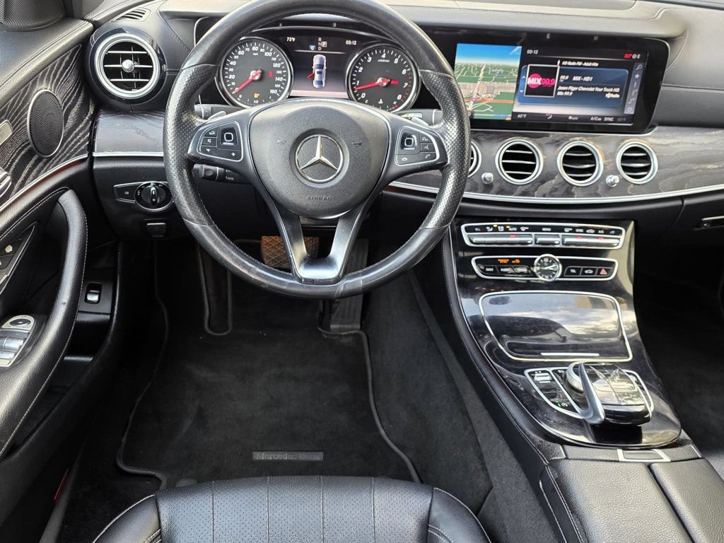 Used 2017 Mercedes-Benz E 300 image 11