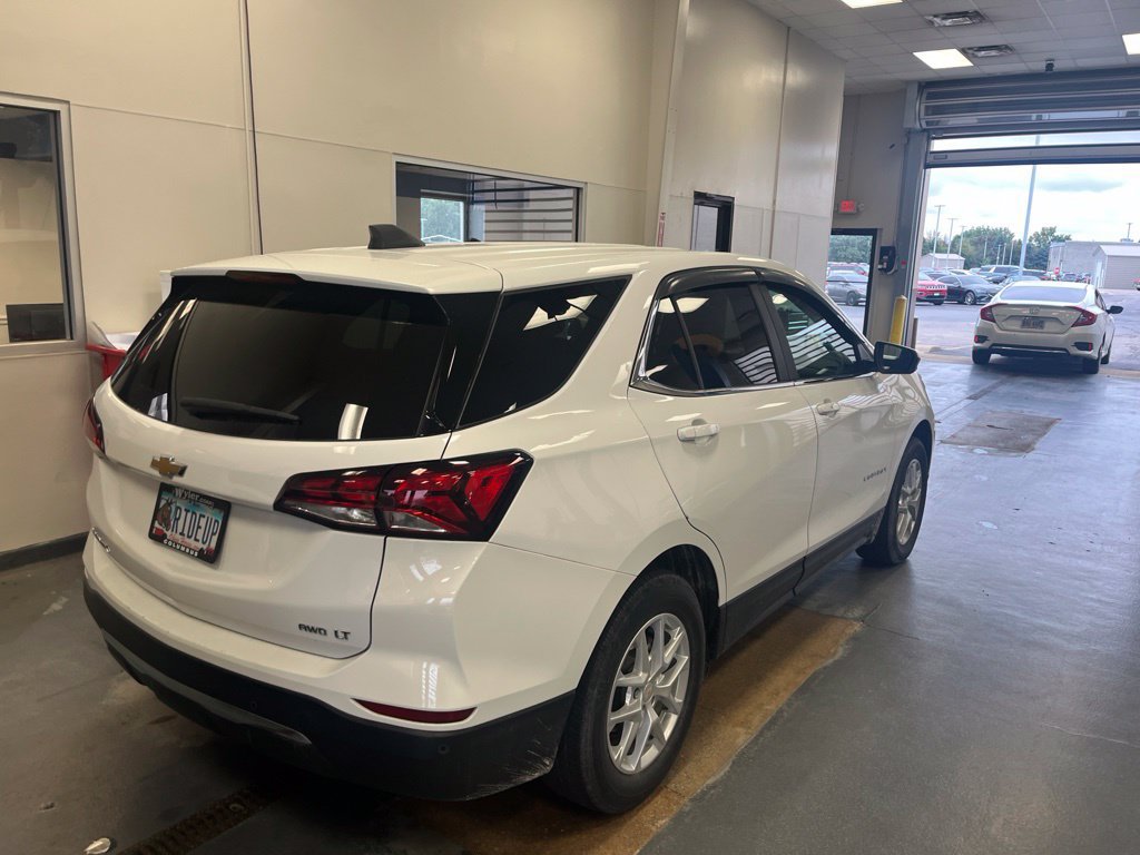 Used 2022 Chevrolet Equinox LT AWD/4WD image 8