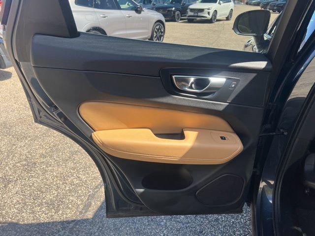 Certified 2023 Volvo XC60 B5 Ultimate w/ Protection Package AWD/4WD image 23