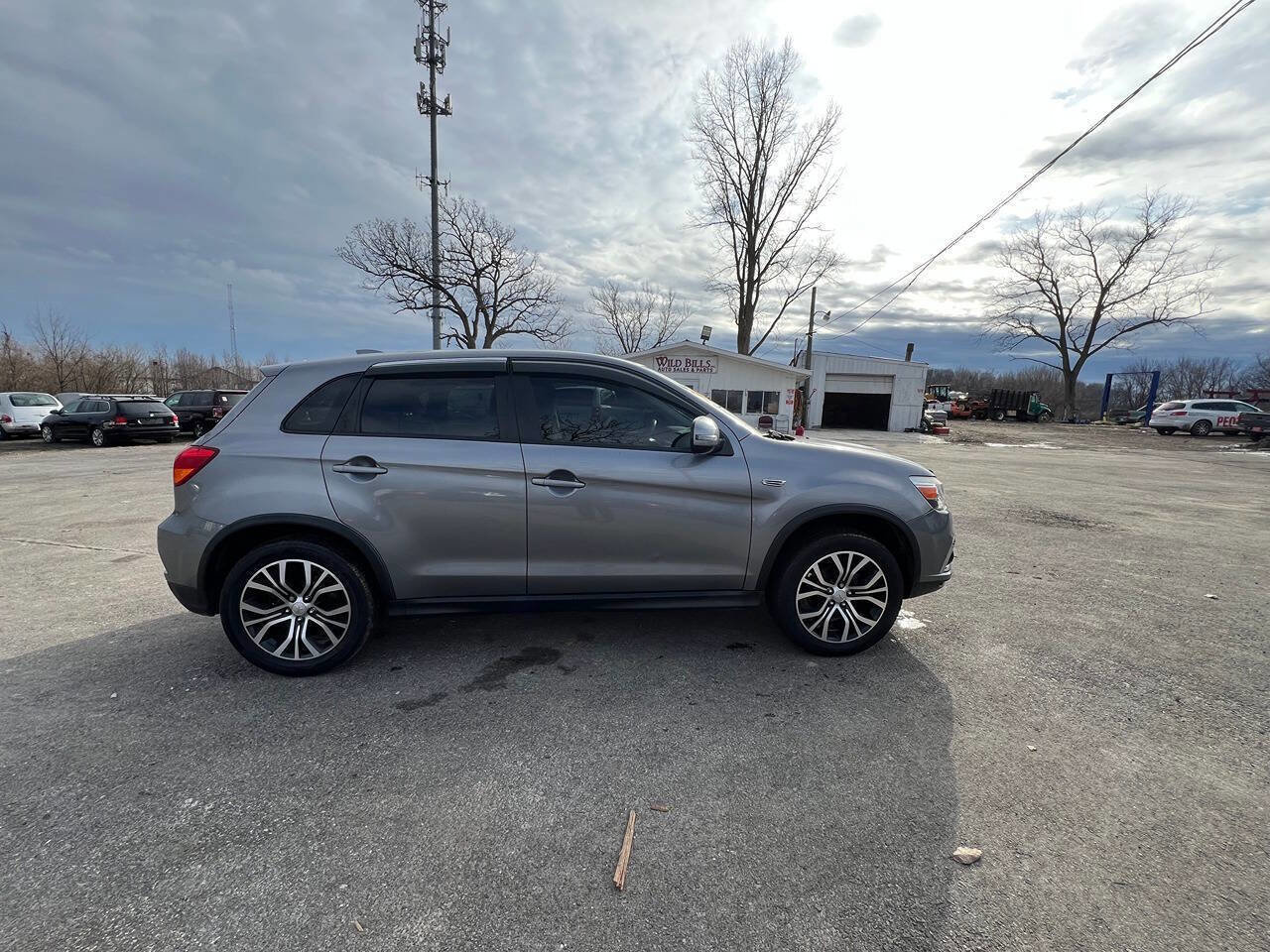 Used 2019 Mitsubishi Outlander Sport SE image 4