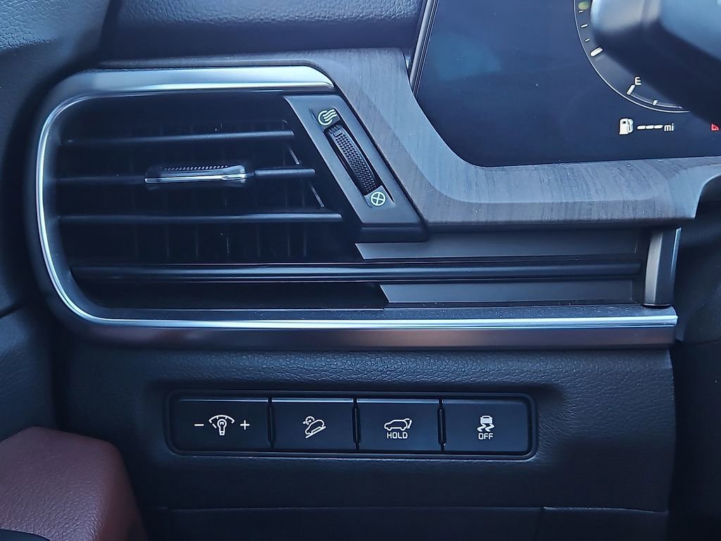 Used 2024 Kia Telluride SX image 23