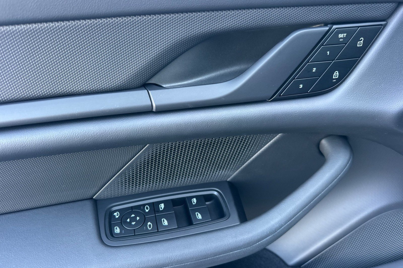 Certified 2023 Porsche Taycan RWD image 12