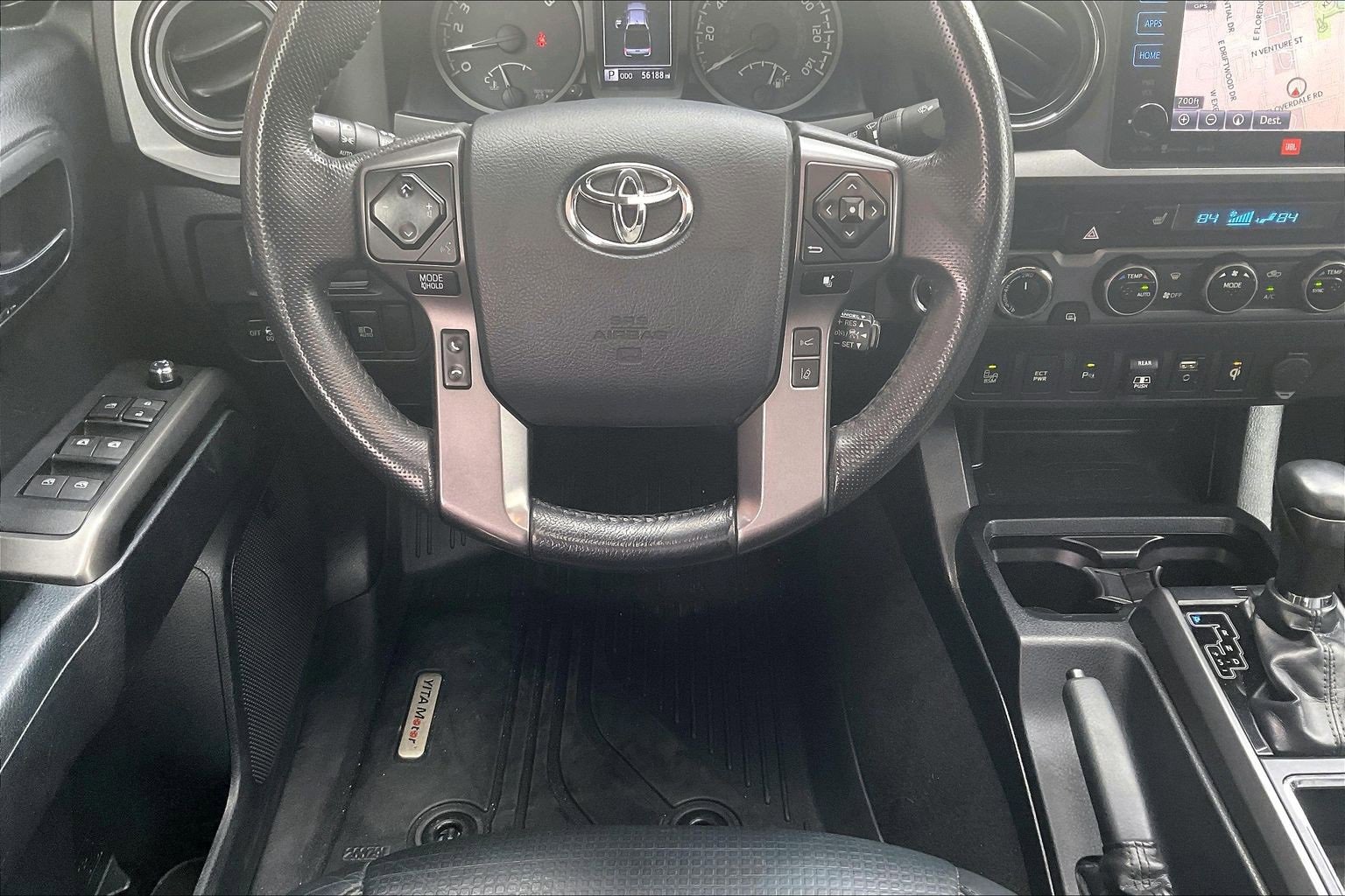Used 2018 Toyota Tacoma TRD Sport image 8