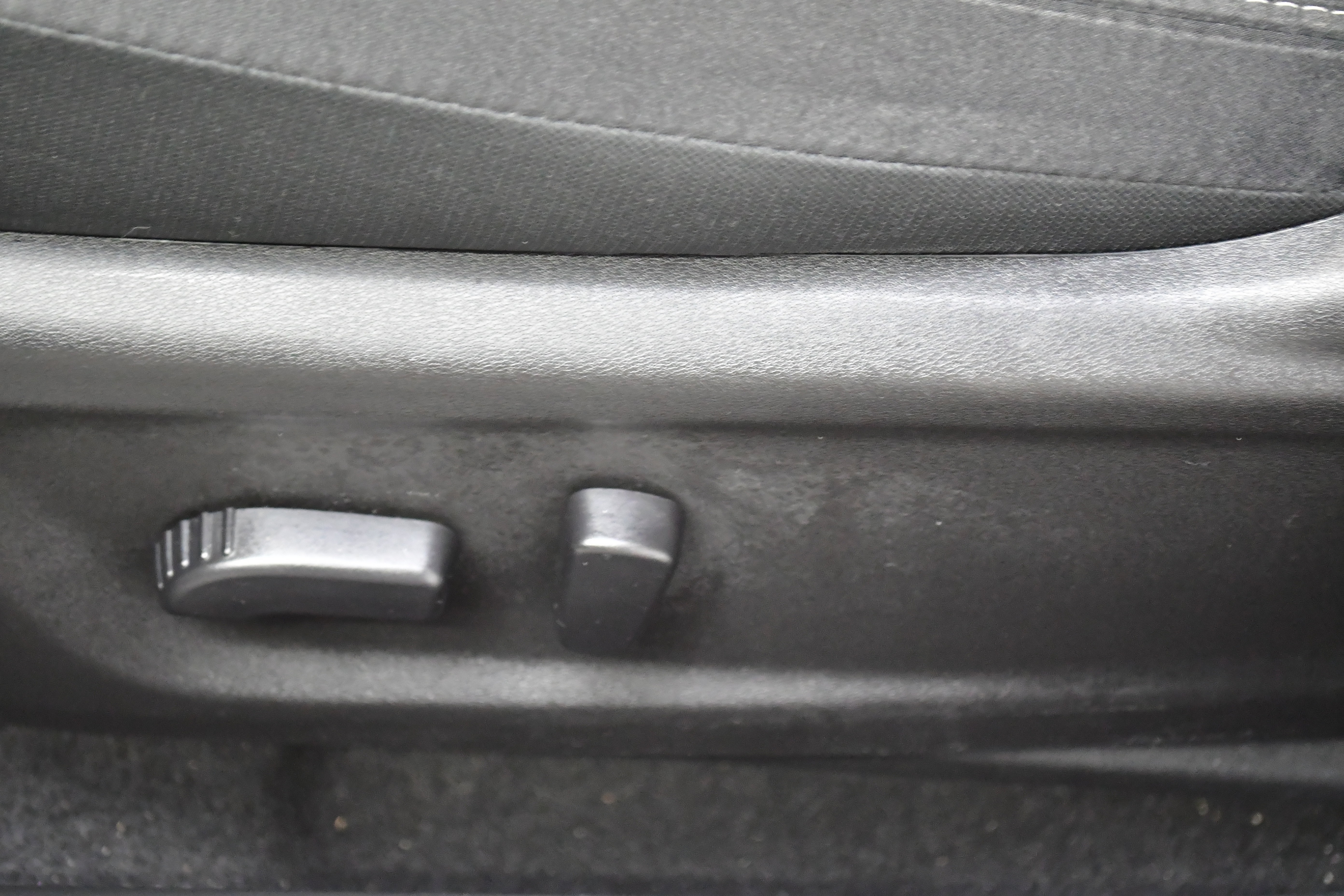 Used 2025 Nissan Altima 2.5 SV image 12