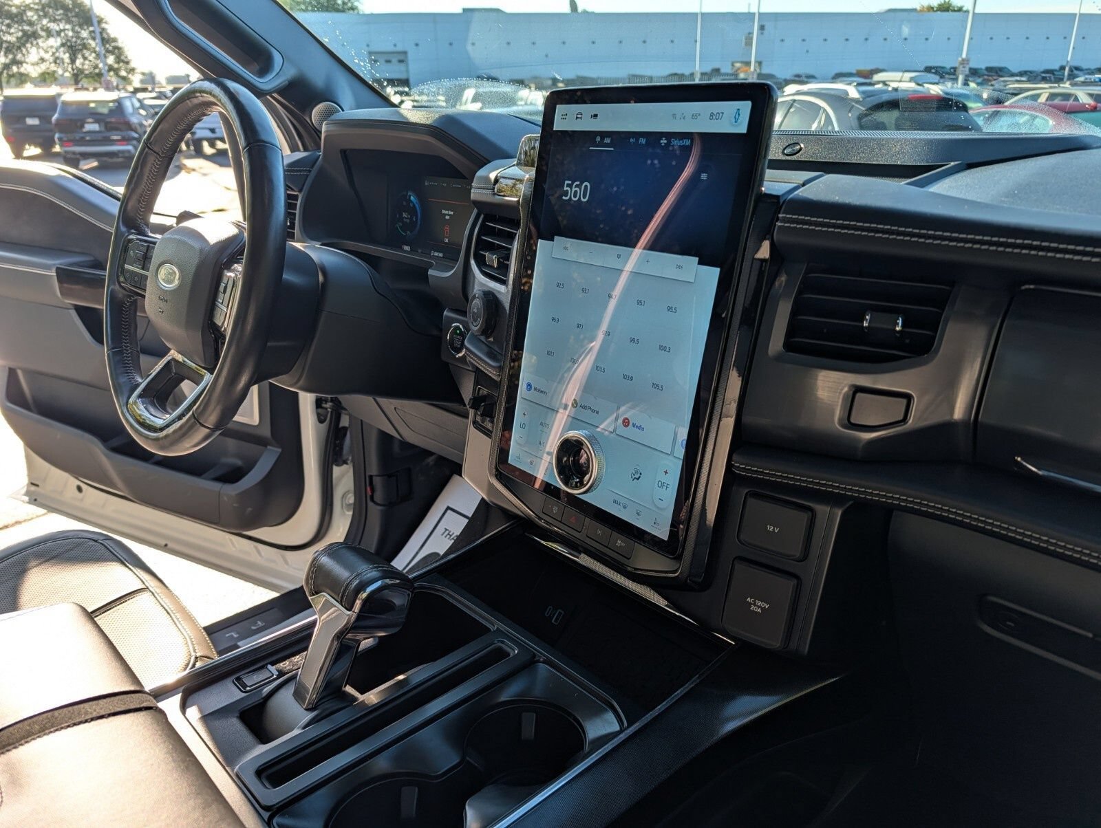 Used 2023 Ford F150 Lightning Platinum AWD/4WD image 31
