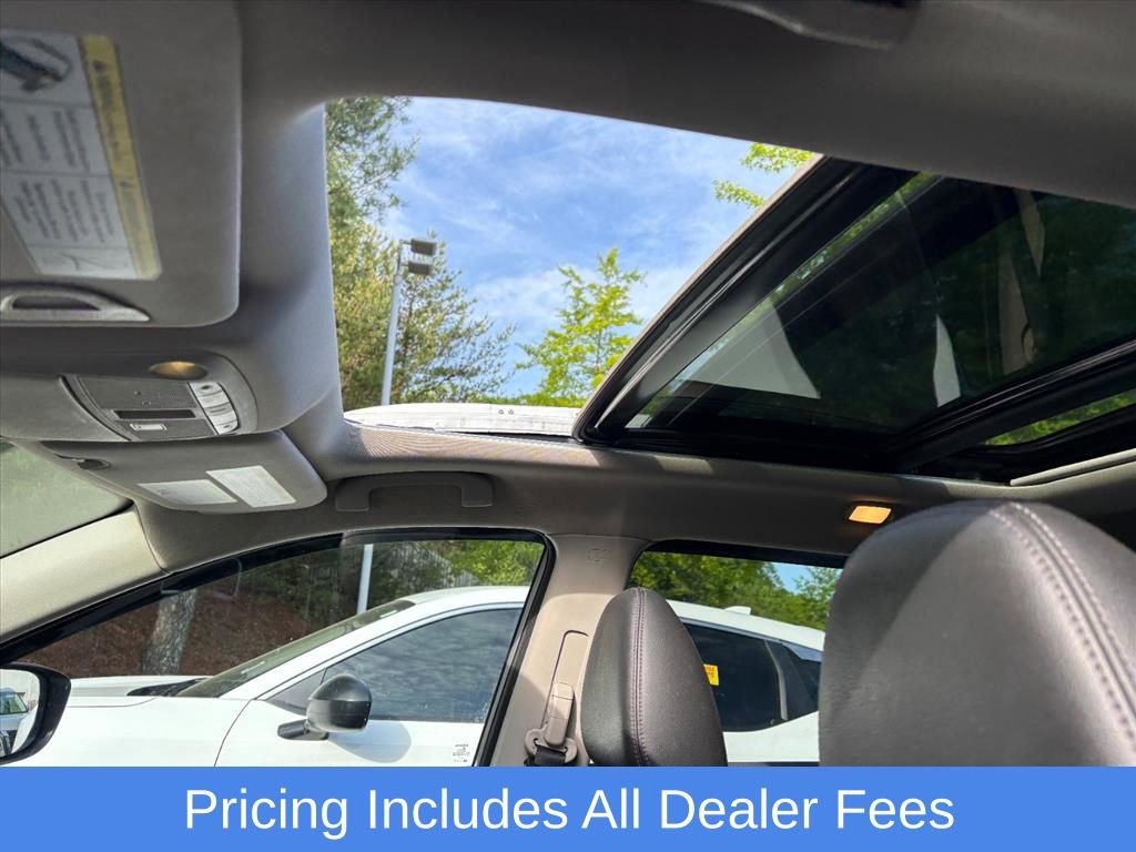 Used 2020 Nissan Rogue SL w/ Premium Package AWD/4WD image 11