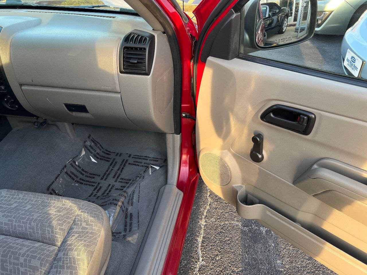 Used 2004 Chevrolet Colorado 2WD Regular Cab image 25