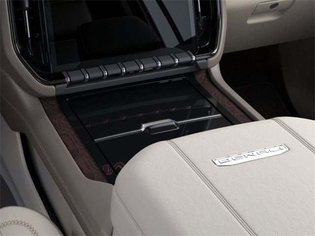 New 2025 GMC Yukon XL Denali w/ Denali Reserve Package image 23