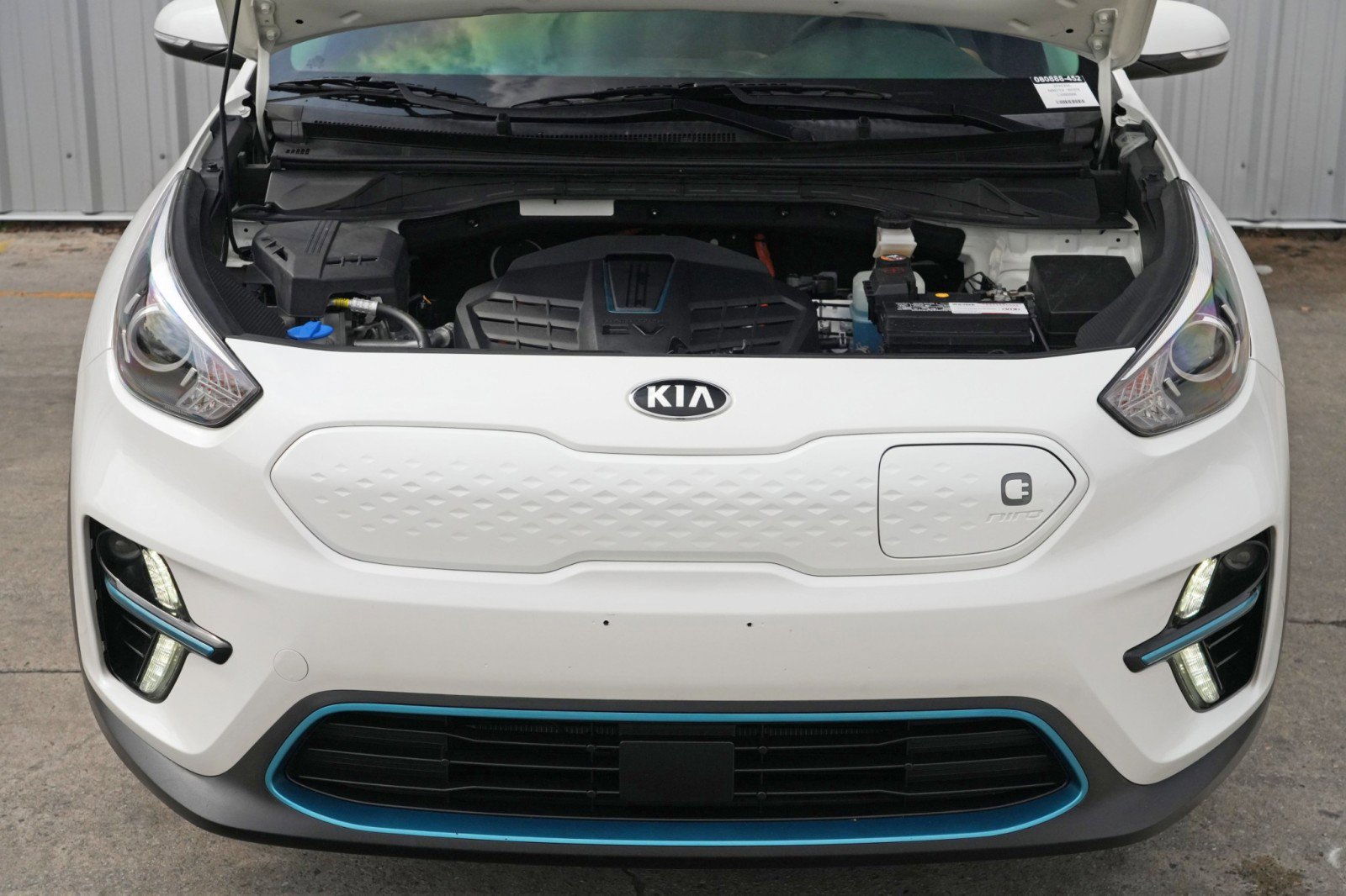 Used 2020 Kia Niro EX Premium w/ Cold Weather Package image 7