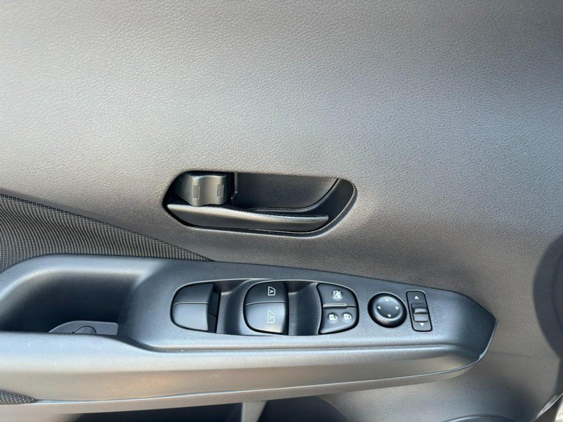 Used 2024 Nissan Kicks S FWD image 14