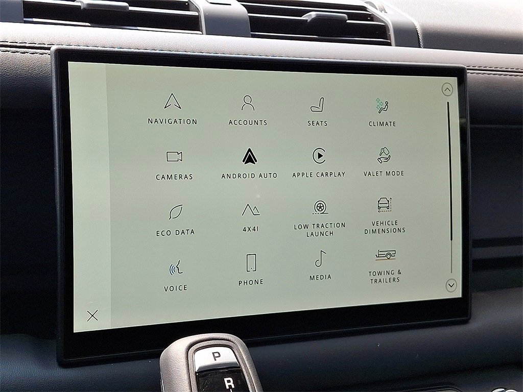 Used 2025 Land Rover Defender 110 S image 21