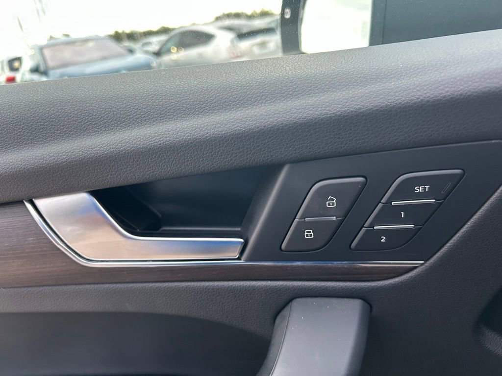 Used 2023 Audi Q5 2.0T Premium w/ Convenience Package image 54