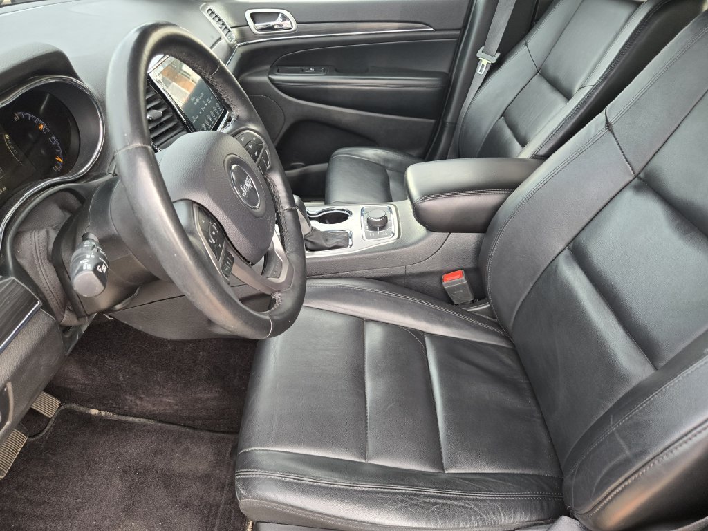 Used 2019 Jeep Grand Cherokee Limited AWD/4WD image 14