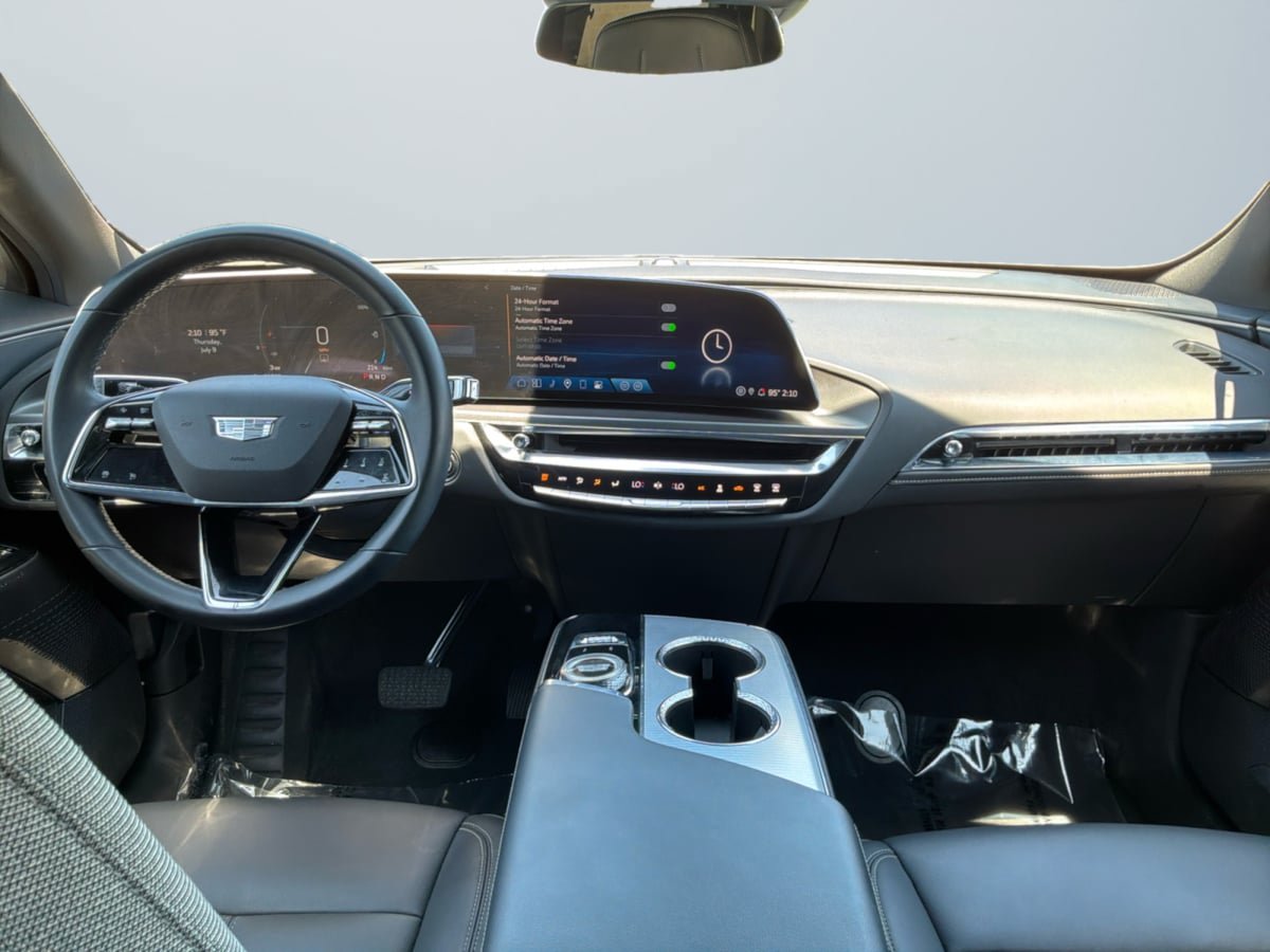 Used 2024 Cadillac Lyriq Tech w/ Driver Assist Package RWD image 10