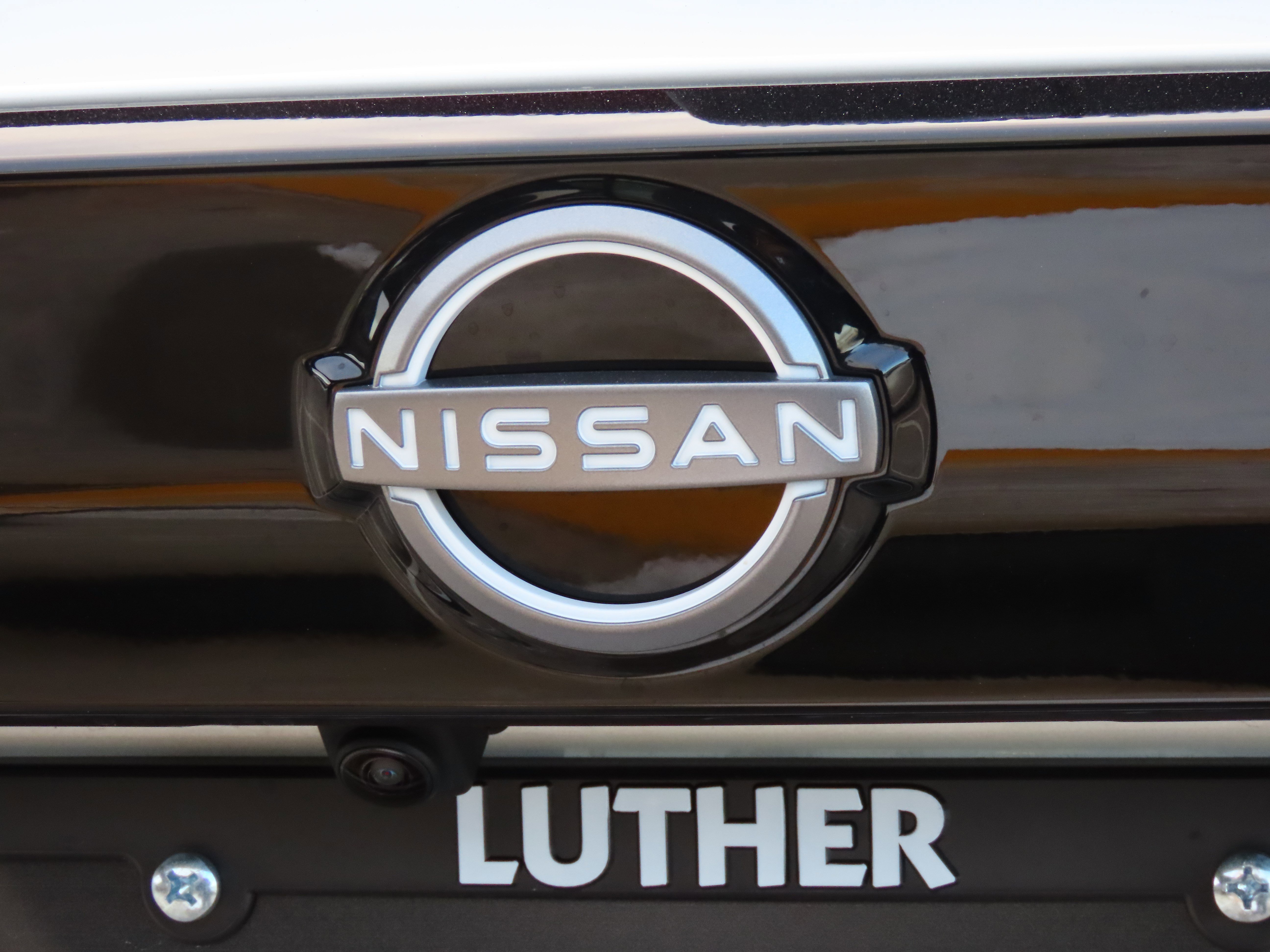 Used 2025 Nissan Kicks SR w/ SR Premium Package image 17