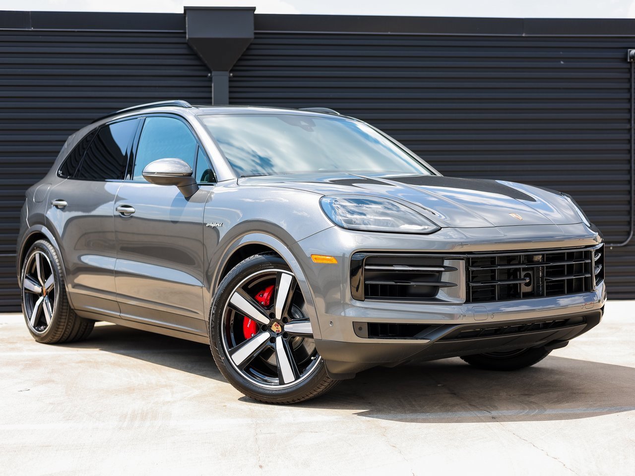 New 2026 Porsche Cayenne S image 9