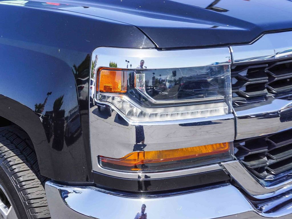 Used 2017 Chevrolet Silverado 1500 LT w/ Max Trailering Package AWD/4WD image 10