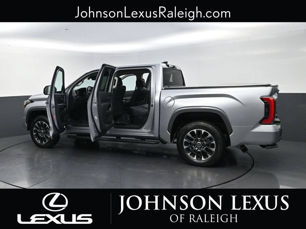 Used 2024 Toyota Tundra Limited AWD/4WD image 38