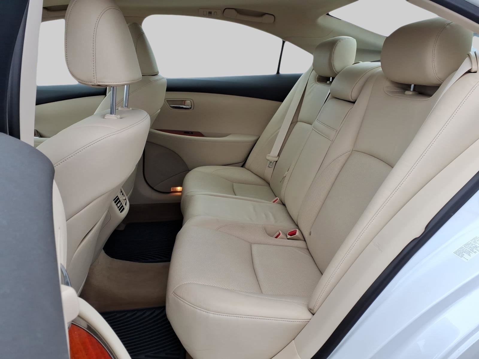 Used 2010 Lexus ES 350 image 10