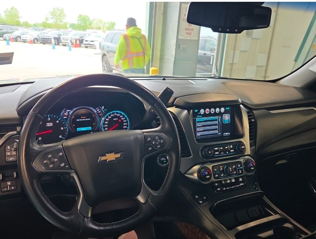 Used 2016 Chevrolet Suburban LTZ AWD/4WD image 12