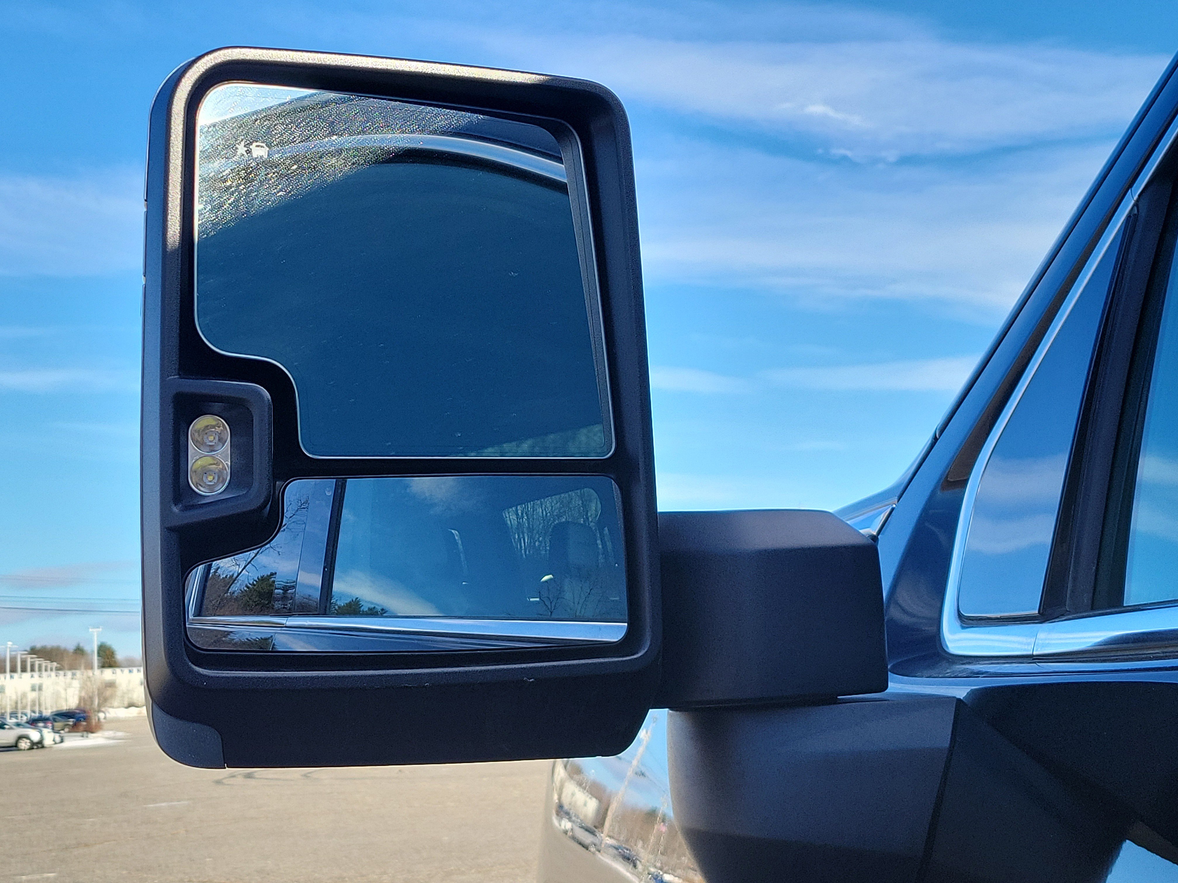 Used 2022 GMC Sierra 3500 Denali w/ Denali Ultimate Package image 10