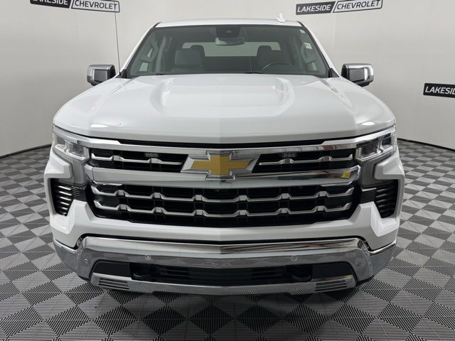 Used 2022 Chevrolet Silverado 1500 LTZ w/ Z71 Off-Road Package image 9