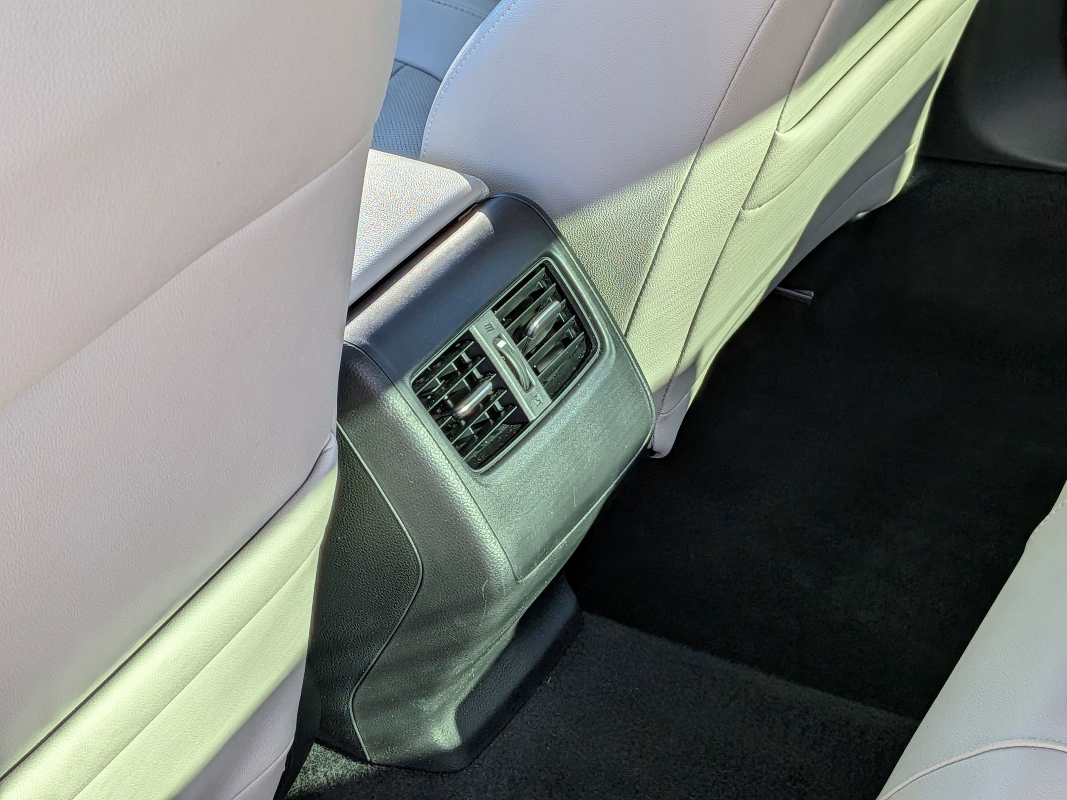 Used 2020 Honda Accord Touring image 32