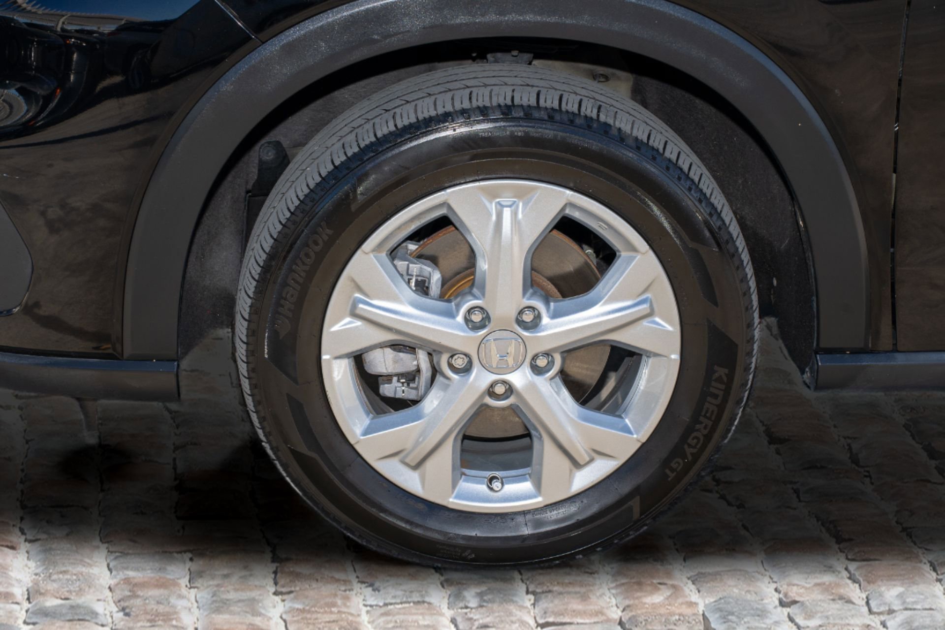 Certified 2023 Honda HR-V LX image 37