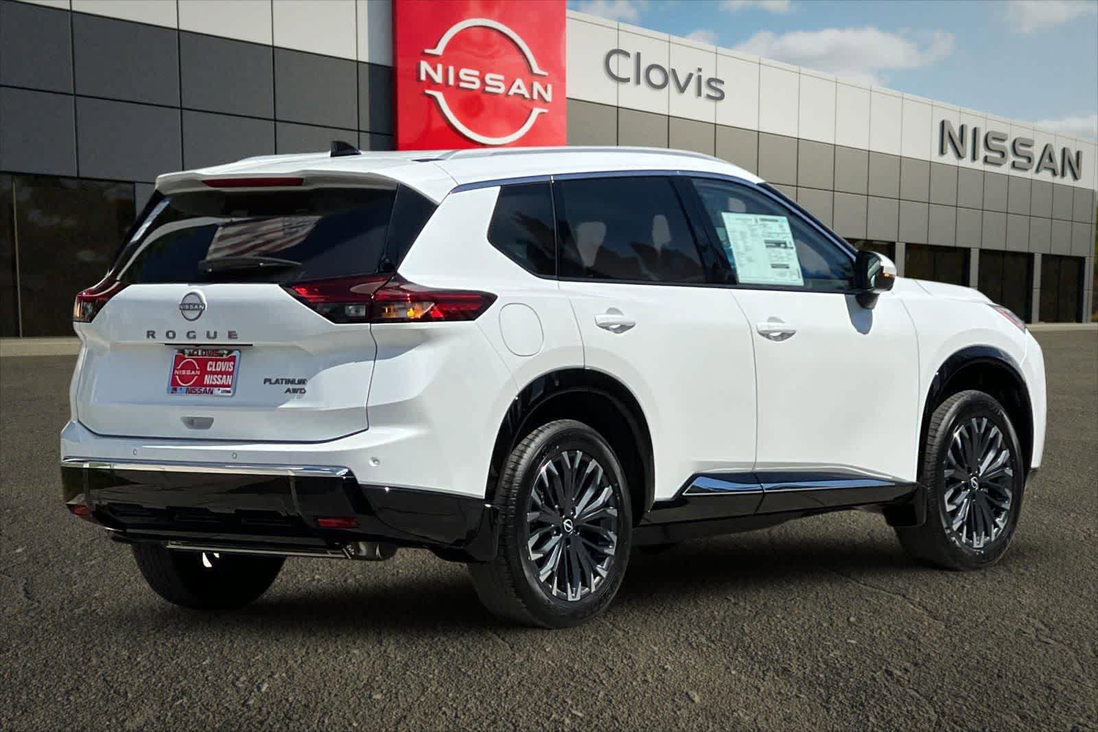 New 2026 Nissan Rogue Platinum image 3