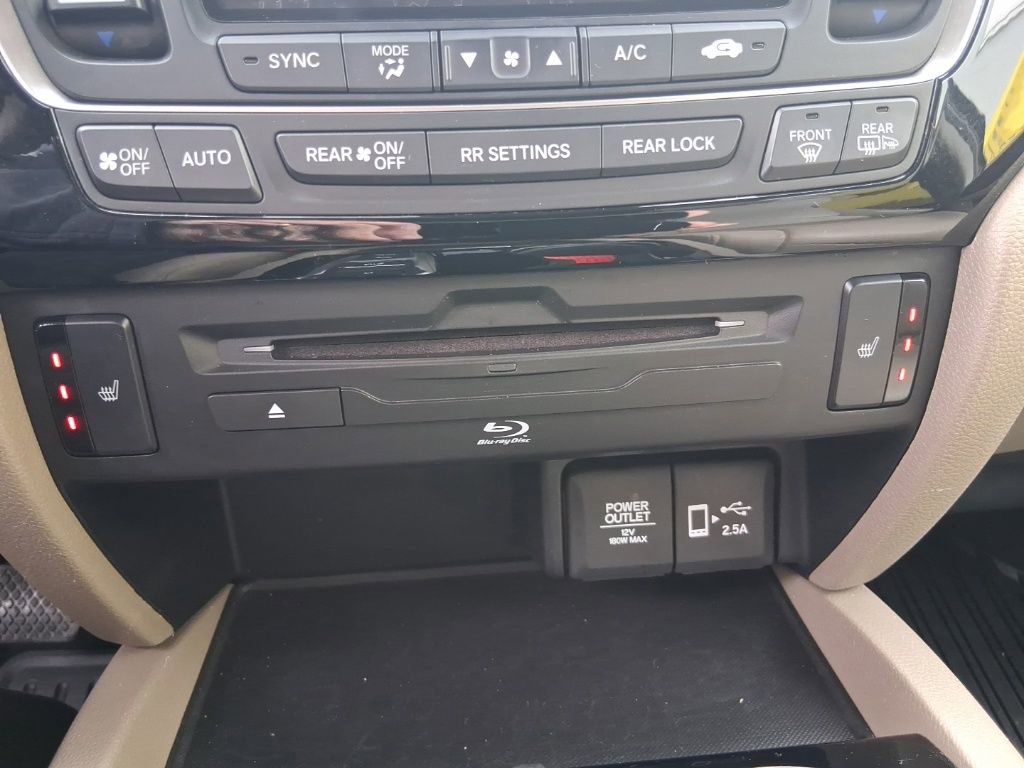 Used 2022 Honda Pilot Touring image 20