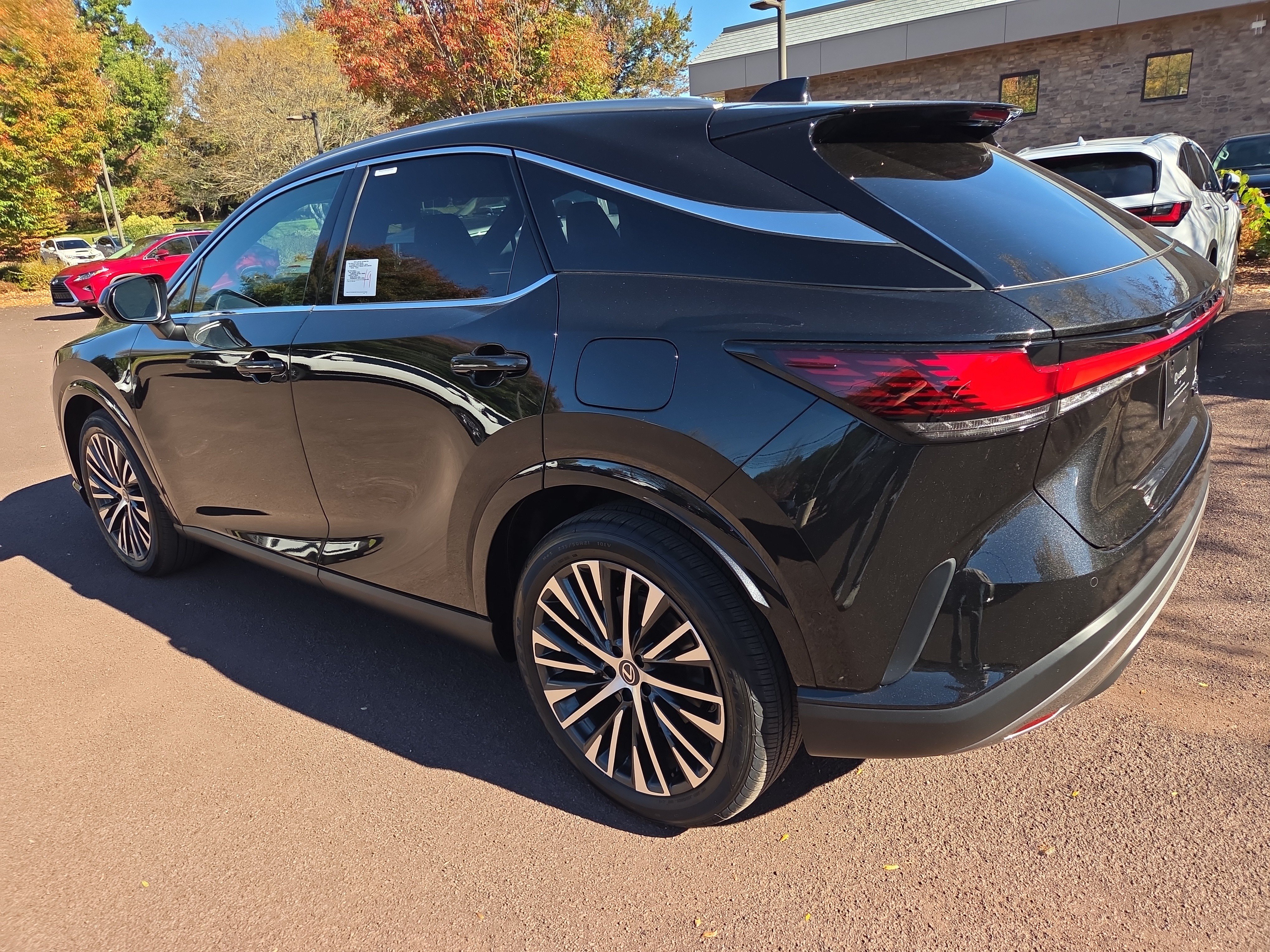 New 2026 Lexus RX 350 w/ Convenience Package AWD/4WD image 4