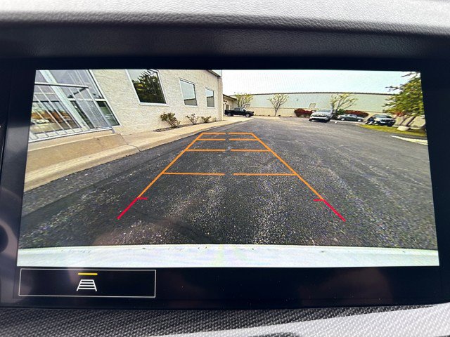 Used 2023 Buick Envision Essence FWD image 20