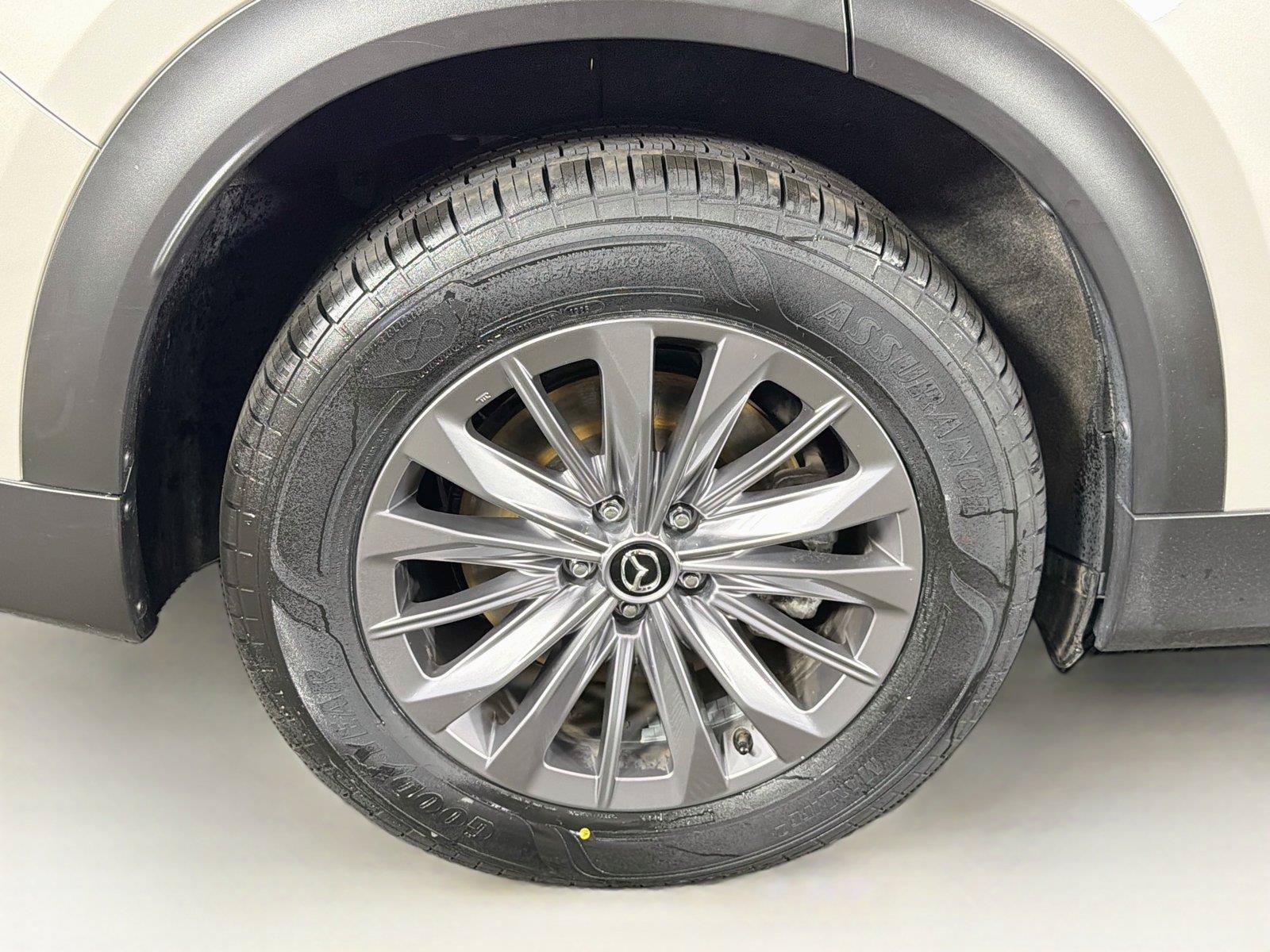 Used 2025 MAZDA CX-90 3.3 Turbo w/ Preferred Package AWD/4WD image 35