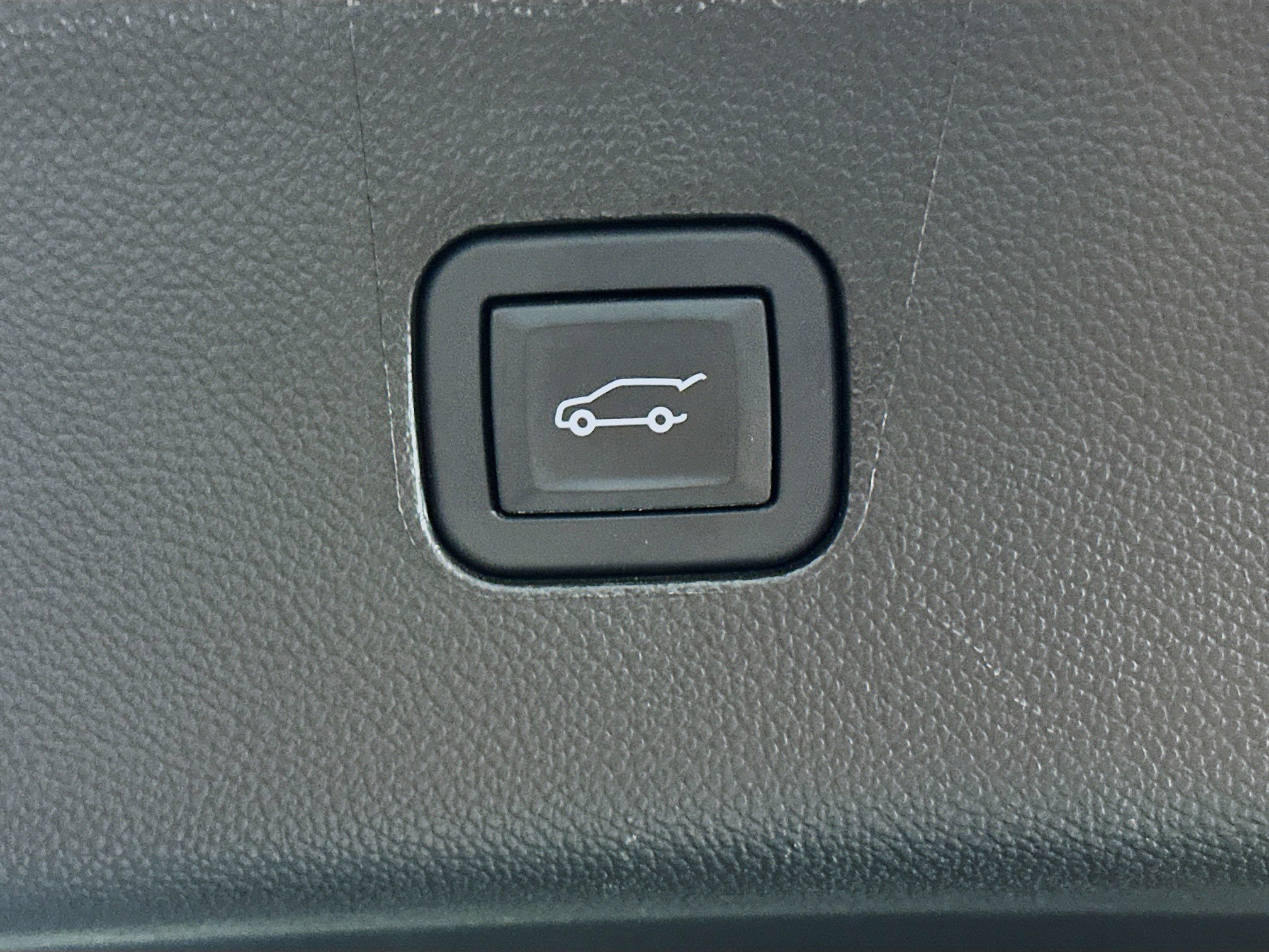 Used 2024 Buick Enclave Essence w/ Experience Buick Package image 32